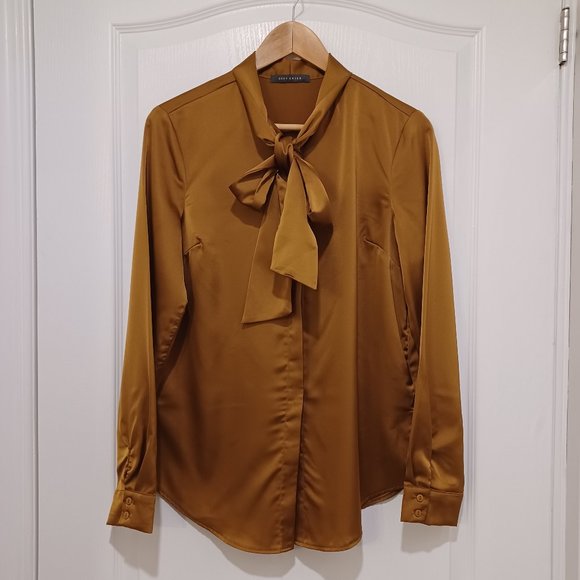 Suzy Shier Bow Tie Detail Blouse - Picture 1 of 10